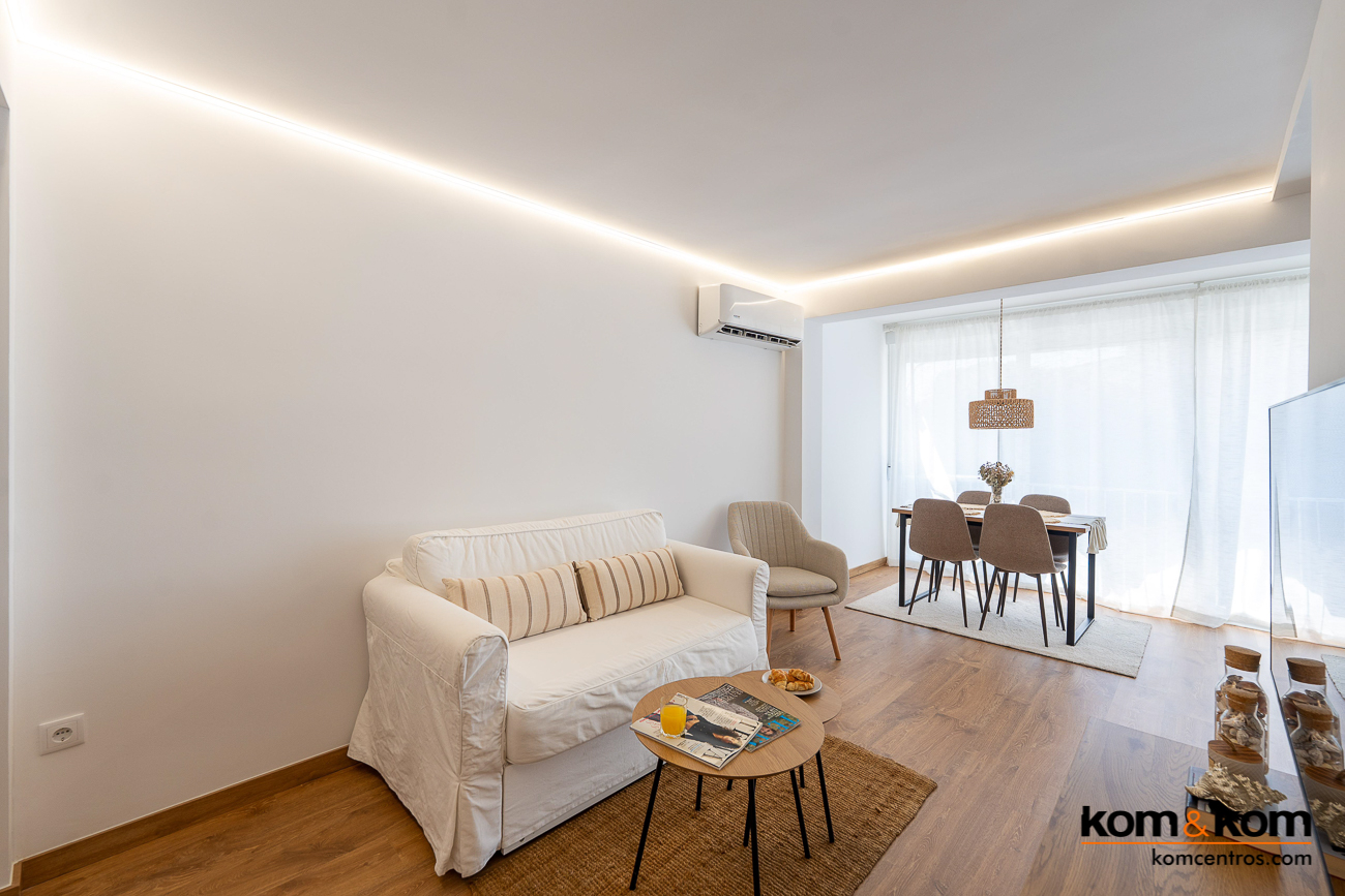 Proyecto de amueblamiento de apartamento vacacional en Benidorm